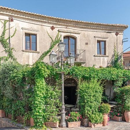 Bar Vitelli Charming Suites Savoca Kültér fotó