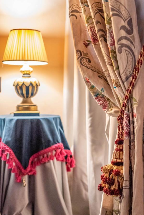 Bar Vitelli Charming Suites Savoca Kültér fotó