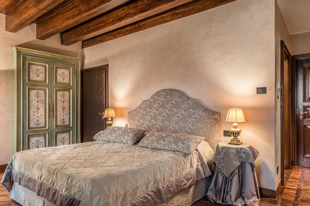 Bar Vitelli Charming Suites Savoca Kültér fotó