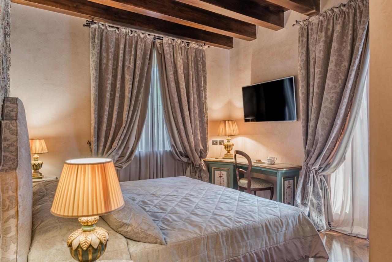 Bar Vitelli Charming Suites Savoca Kültér fotó