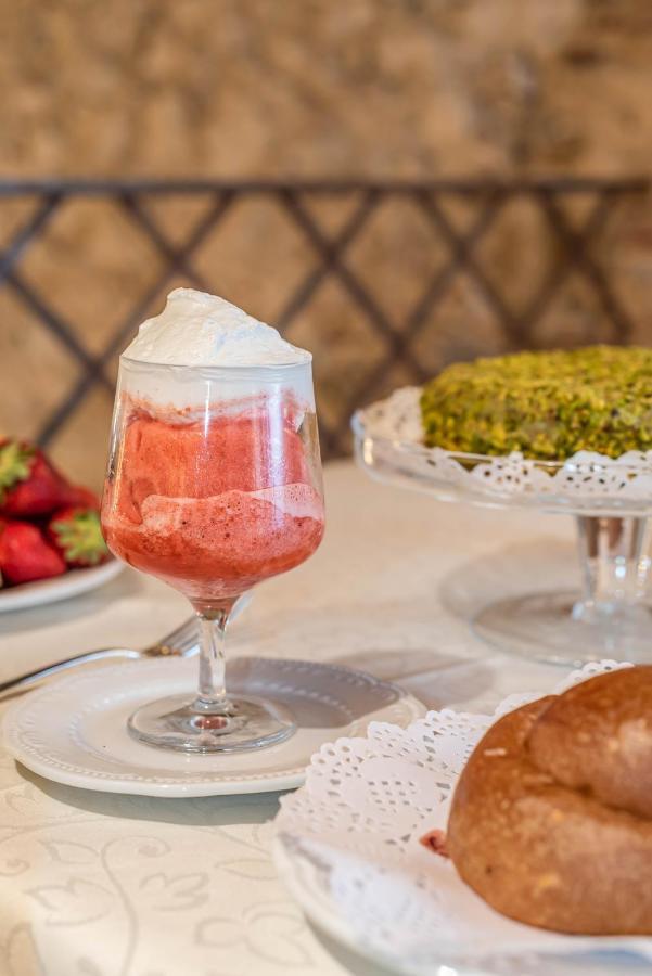 Bar Vitelli Charming Suites Savoca Kültér fotó