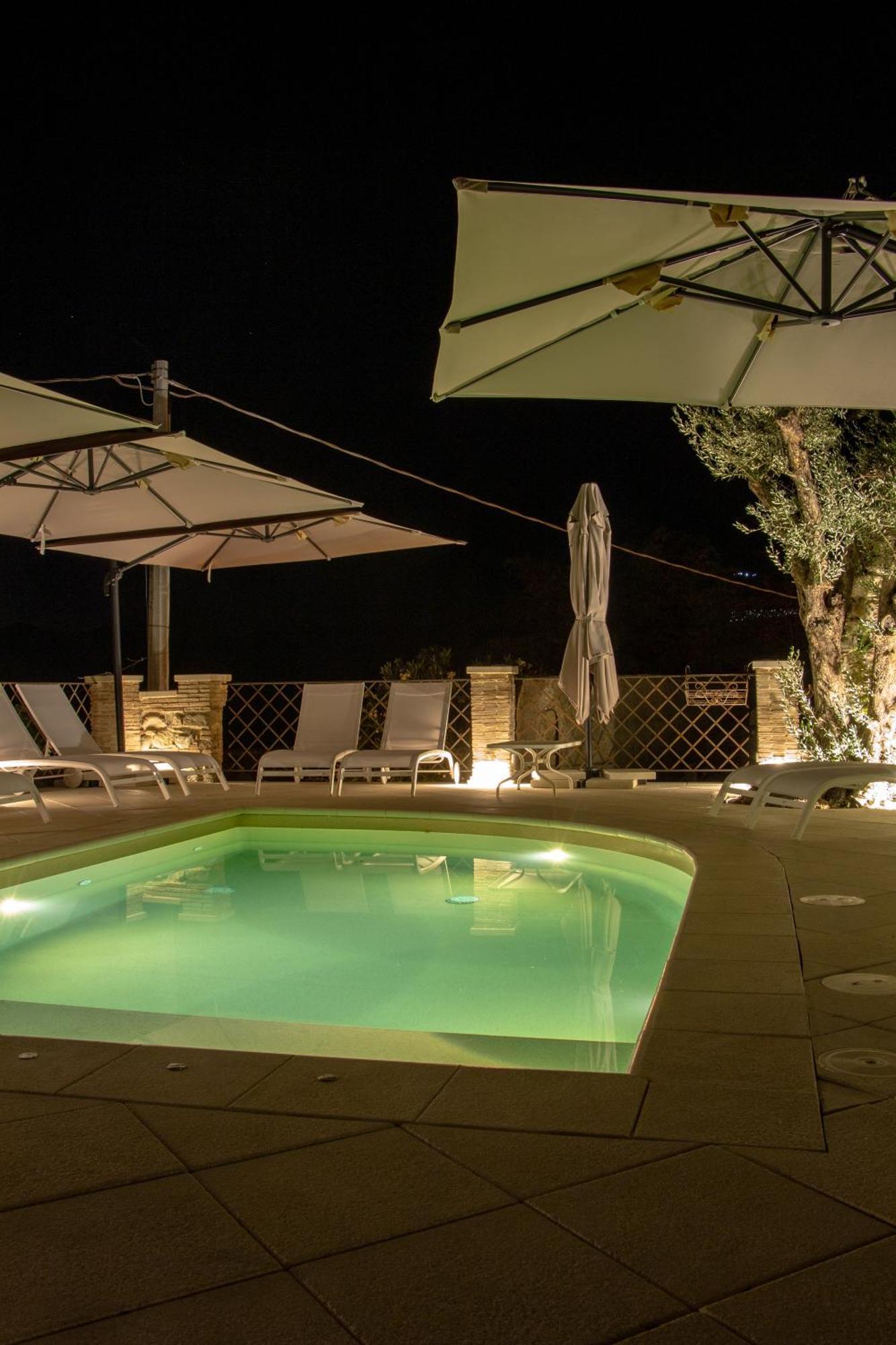 Bar Vitelli Charming Suites Savoca Kültér fotó