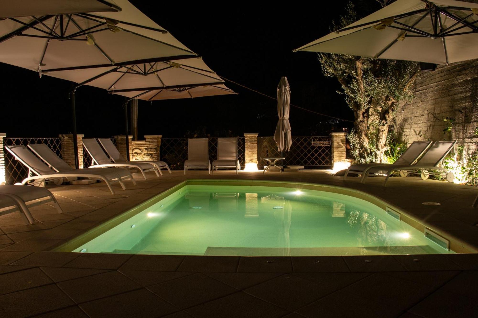 Bar Vitelli Charming Suites Savoca Kültér fotó